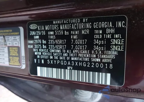 2017 Kia Sorento 2.4L Lx z USA, uszkodzony, nr VIN 5XYPGDA3XHG220018